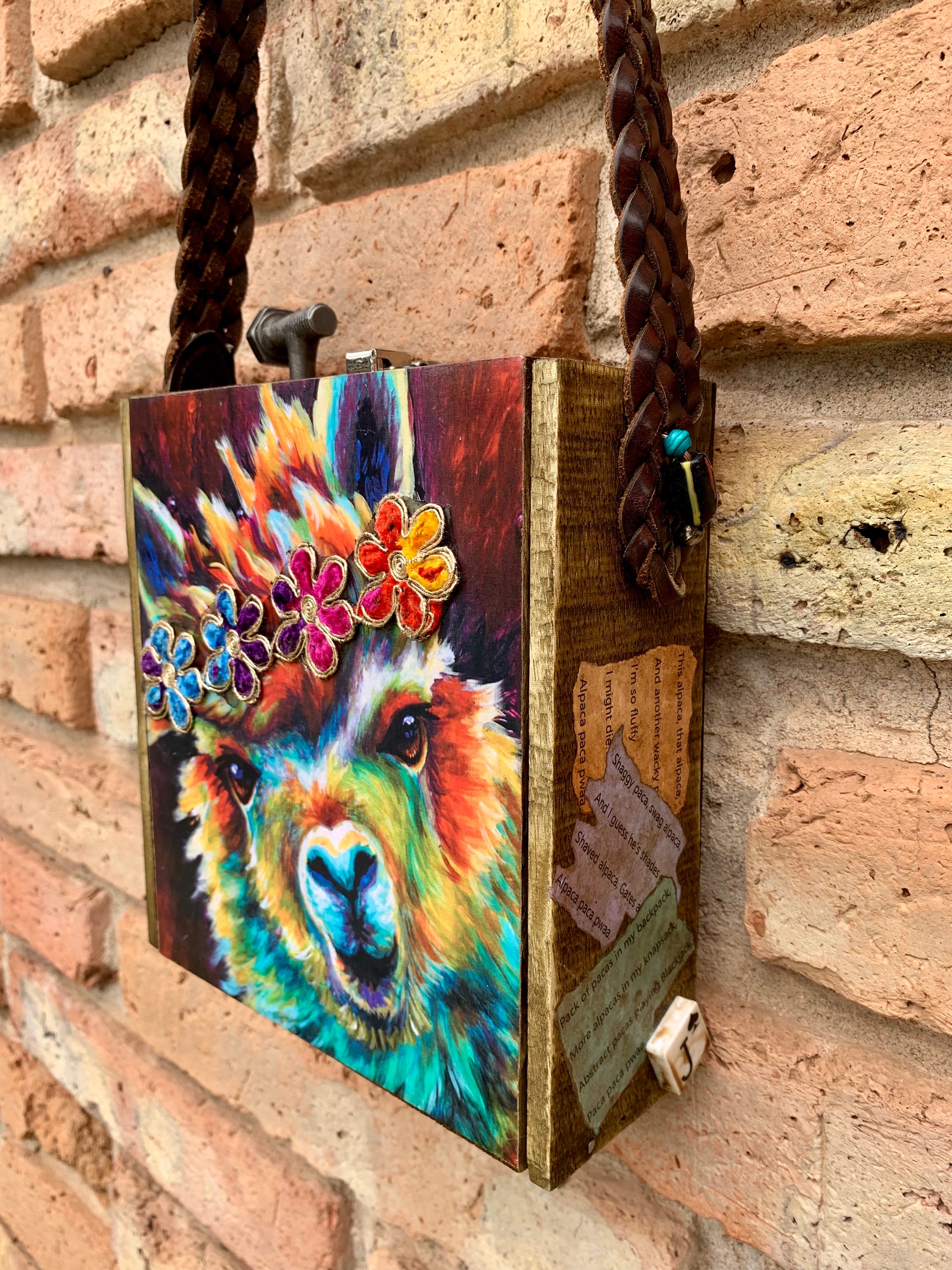 Custom Purse_Llama
